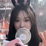 근데 <b>김밍</b> 눈 디게 이쁘다