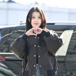 아이유, ‘이종석’이 반한 손하트 [포토엔<b>HD</b>]