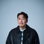 시절 <b>중범죄</b>’ 논란에…조진웅 소속사 “잘못했던 행동 있었다…성폭력과는...