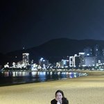 '<b>병역</b> 논란 가수와 열애설' 박주현, 바닷가서 전한 여유로운 일상…'댕댕이도...