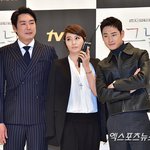 '10년 기다린' 김혜수·이제훈에 <b>찬물</b>…'시그널2' 전방위 민폐...