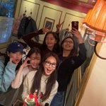 태연·효연·<b>서현</b>은 어디에?..소녀시대, 유리 생일에 뭉쳤다