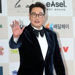 조진웅, 결국 은퇴 선언…"모든 활동 중단, 배우 길에 마침표"