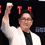 [SC이슈] “너흰 그렇게 잘 살았냐” 가수 이정석, 은퇴 선언...