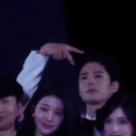 박보검 장원영한테 고양이귀 해줬네