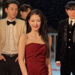 김유정, 눈 내리는 레드카펫도 압도한 미모…시선 집중 [<b>N</b>샷]