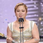 [속보] 박나래, 결국 "<b>활동</b> 중단" 선언 (전문)