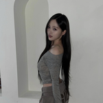 [최진우케인] ‘김우석’ 강나언, 비현실적 ‘뼈말라’ 몸매…황금<b>비율</b> 그...