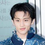 <b>마크</b>가 잘생겼냐