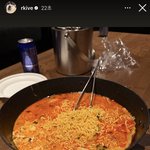 [군대] 둘이 만나서 <b>얘기</b> 했나보다