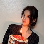 안유정, 유병재에 받은 화려한 생일<b>선물</b> 자랑?..공개열애 벌써 1년차