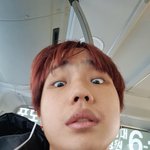 지나갔는데 사람들이 <b>미소</b>짓긔