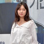 배우 최유화 결혼+임신 <b>동시</b> 발표…"올 초 이미 비공개 예식