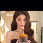 ‘137억家’ 아이브 장원영, 불붙은 초→4200만 원 시계 존재...