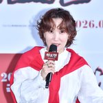 박경림, 욘사마 헤어스타일을 능가하는 <b>파마머리</b> [포토엔HD]