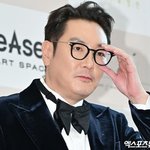 법학자 "조진웅 소년범 보도, <b>합법</b>적이라면 문제 無…은퇴 말고...