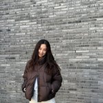 정려원, 패딩만 걸쳐도 <b>청초</b>..원조 첫사랑은 다르네