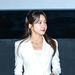 [사진]이윤정 아나, 단막 프로젝트 '러브 : 트랙' 사회 맡았어요