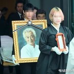 [엑's 현장] "기억하겠습니다"…故신성일, 가족·동료 애도...