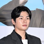 이이경, 사생활 폭로자 저격·유재석 패싱 소감 무색…"가슴 E컵"...