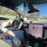 이다해<b>세븐</b>, 미국 도로서 자율주행 “손 안 대고 가는 길 많이 좋네”