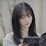 카리나 겨쿨이라는데 연한 <b>화장</b>이 더 이쁘지 않음?