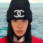 '56세'라고 누가 믿어?...C사 명품 <b>비니</b> 쓰고 압도적 힙스터 등극!