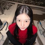 가까운 거 아니에요”…홍예지, 눈 내린 밤거리→러블리 매력 <b>폭발</b>