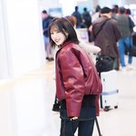 레드벨벳 <b>웬디</b>, ‘방콕 단독 콘서트 출국 햇살 미소’ (인천공항...