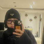 “조용한 겨울 인사처럼”…김민하, <b>포근</b>한 시선→새벽 감성 셀카