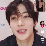 해외<b>팬들</b> 이러고 영통하는구나