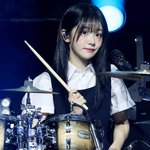 [모두드루와] QWER <b>쵸단</b>은 대형 기획사 아이돌로 데뷔했어도