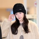 [모두드루와] <b>윤아</b> ‘옅은 화장기에도 무결점 미모’[포토엔HD]