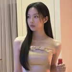 드레스·헤어·<b>눈빛</b> 삼박자…문가영, 영화 같은 한 컷