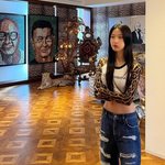 문가영, <b>호피</b> 크롭톱 입고 시크+섹시…개미허리에 11자 복근 '깜짝'