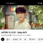 20대 여자가 웃으면서 얼굴 욀케 작아 <b>이럼</b> ㅋㅋ