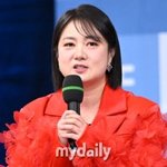박나래, <b>침묵</b> 깨고 입 열었다…"추가 입장 無, 법에 맡길 것"