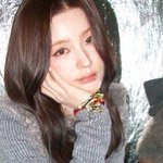 '<b>트와이스</b> 사나 닮은꼴?' 아이들 미연, 한 컷에 연말 화보 올킬한...