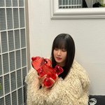 “<b>My</b> first CHRISTMAS”…문가영, 포근한 겨울→반짝이는...