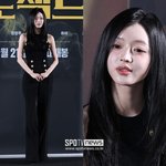 '말라도 너무 말랐어' 오마이걸 유아, 비현실적인 한 줌 허리