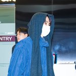 [사진]코르티스 건호, <b>머플러</b> 머리에 두른채