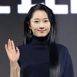 원지안, 아름다운 <b>미소</b>