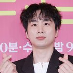 [포토]<b>문동</b>혁, 하트도 훈훈해