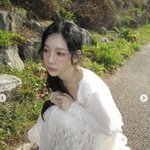 태연 맞아? 팬들 두 번 보게 만든 '확 달라진 <b>무드</b>'