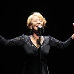 연극계 대모, '영원한 아그네스'...故윤석화, 뇌종양 투병 끝...