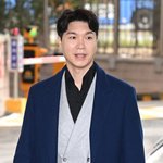 혐의’ 박수홍 친형, 2심 징역 3년 6개월 <b>법정</b> 구속..형수 오열