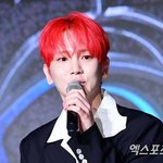2일만…또 논란, 故종현 올렸다가 "<b>적절</b>한 때와 방식이 있는 것"...
