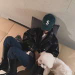 송혜교, 달달 데이트 포착..얼굴 다 가려도 세젤예