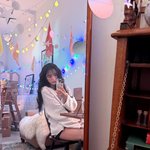 “태양계 6시에 만나요”…김세정, 몽환 <b>무드</b>→겨울 셀카로 시선 압도