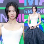 이렇게 보니까 새삼 제니 얼굴